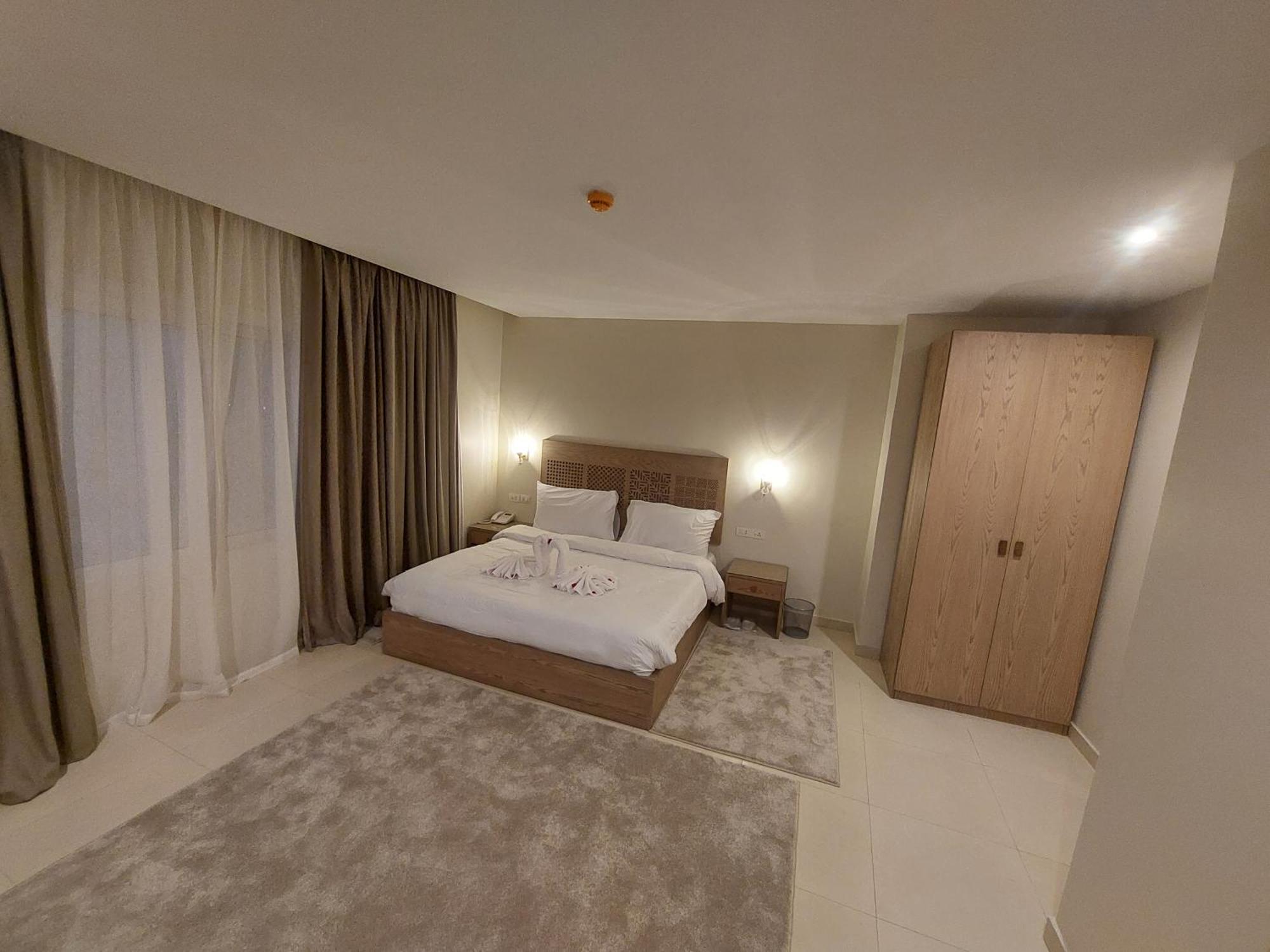 Doudou Pyramids View Hotel Kafret el-Gabal Dış mekan fotoğraf
