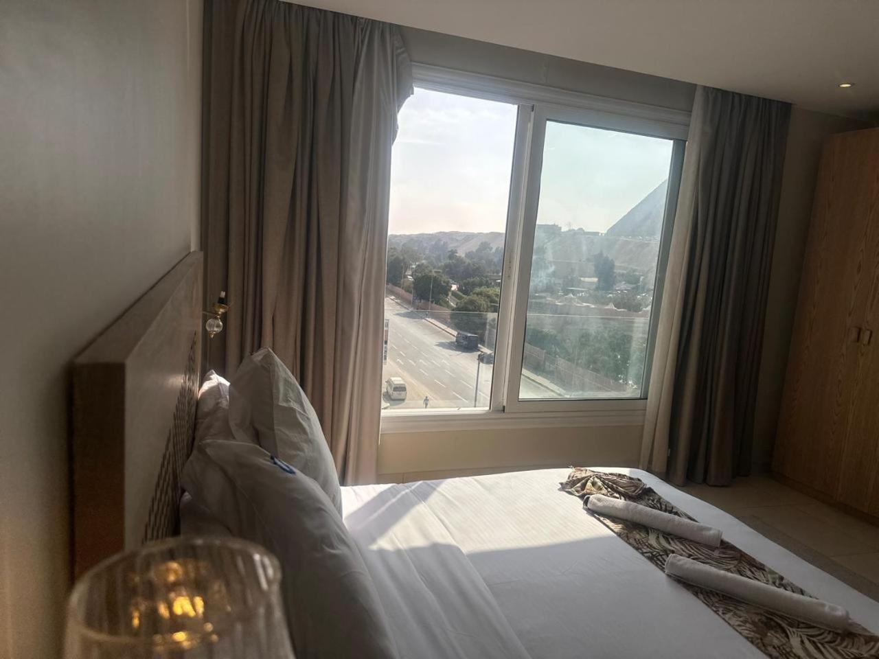Doudou Pyramids View Hotel Kafret el-Gabal Dış mekan fotoğraf