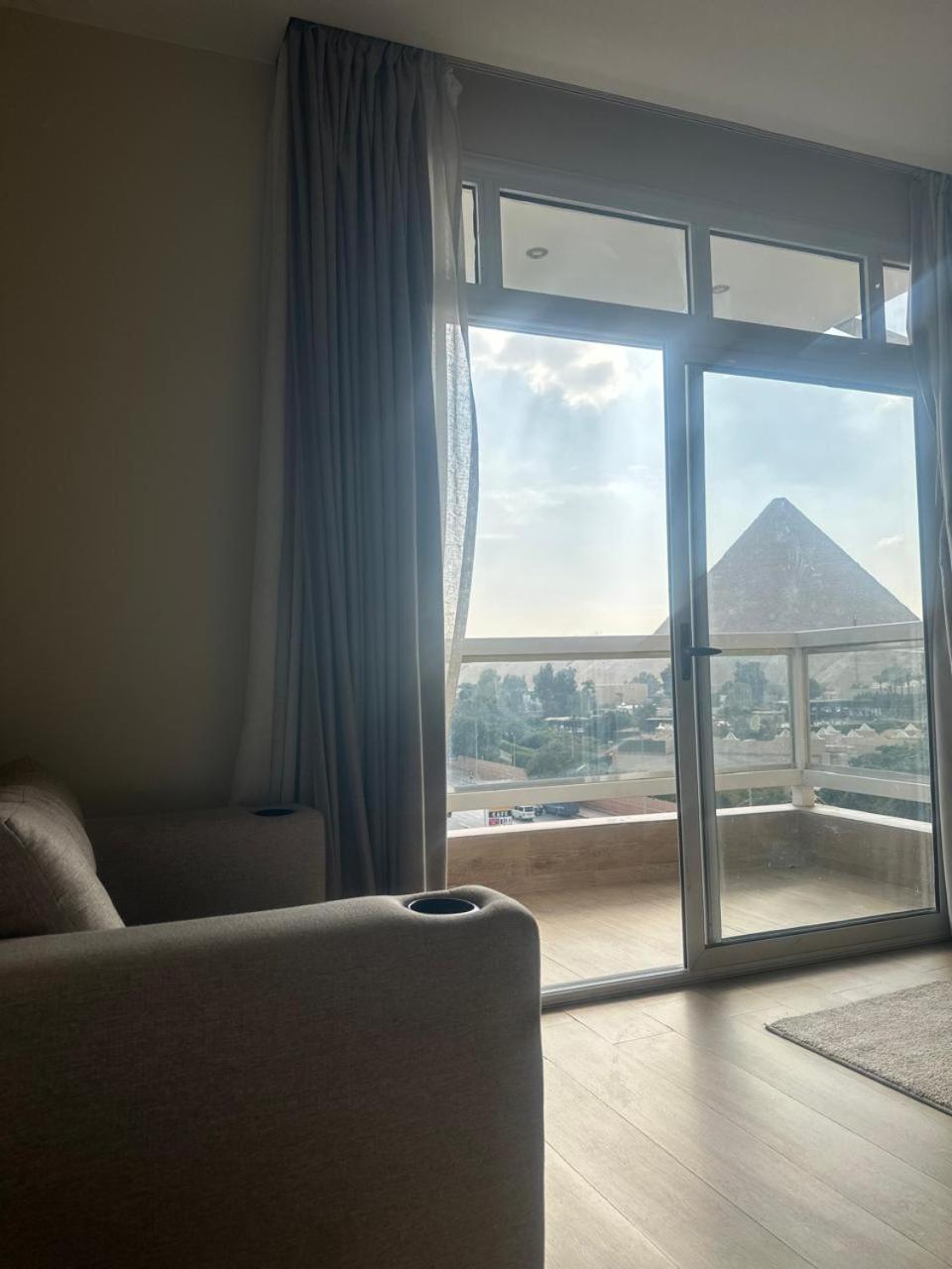 Doudou Pyramids View Hotel Kafret el-Gabal Dış mekan fotoğraf