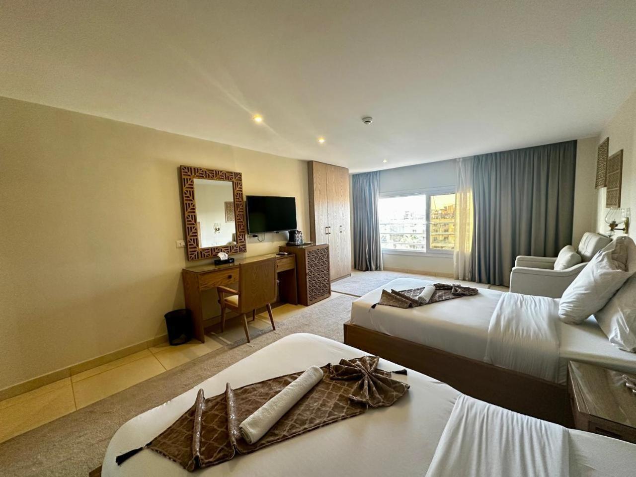 Doudou Pyramids View Hotel Kafret el-Gabal Dış mekan fotoğraf