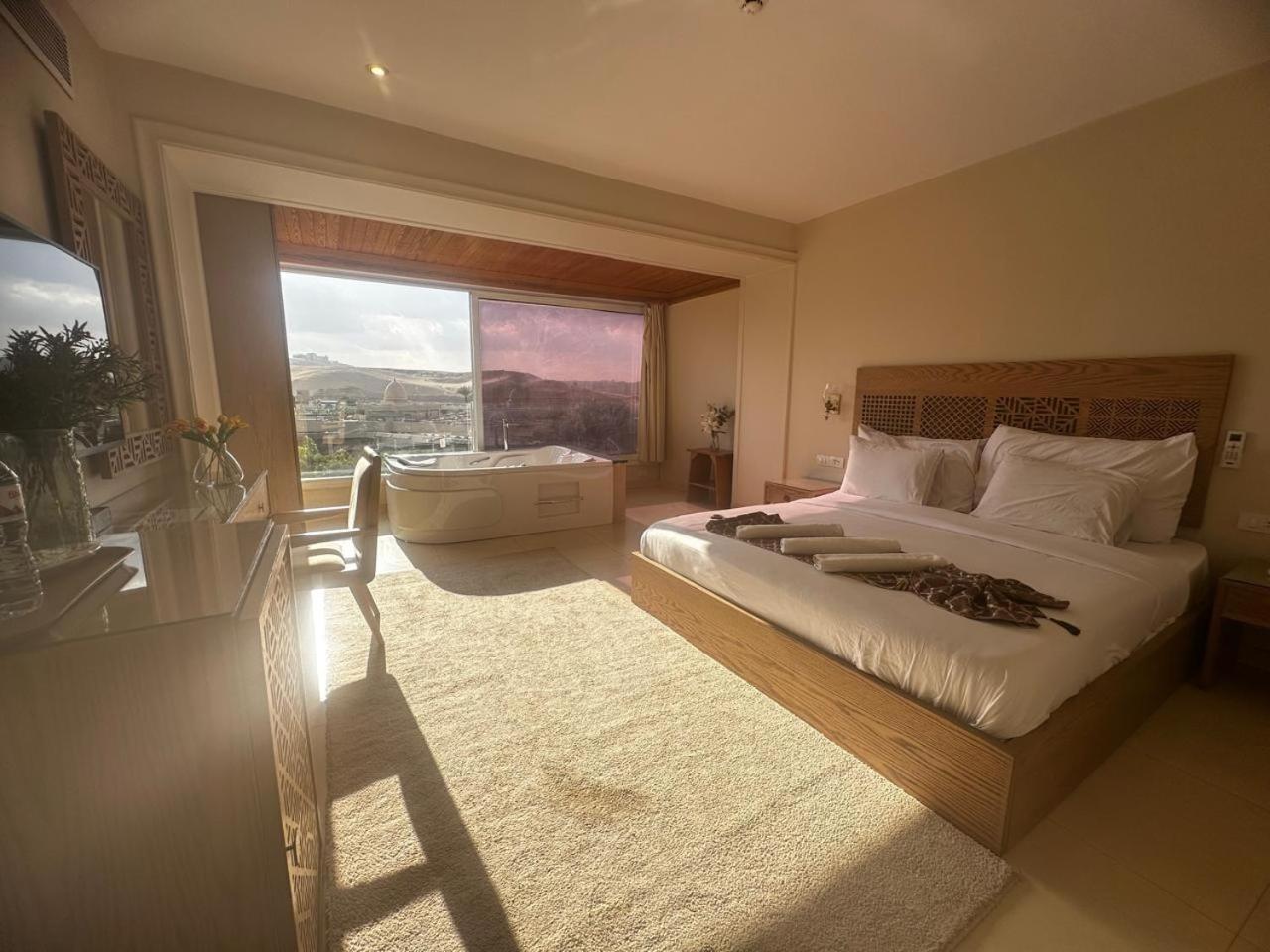 Doudou Pyramids View Hotel Kafret el-Gabal Dış mekan fotoğraf