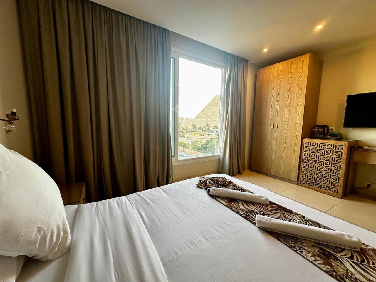 Doudou Pyramids View Hotel Kafret el-Gabal Dış mekan fotoğraf